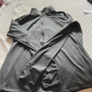 Under Armour cold gear pullover